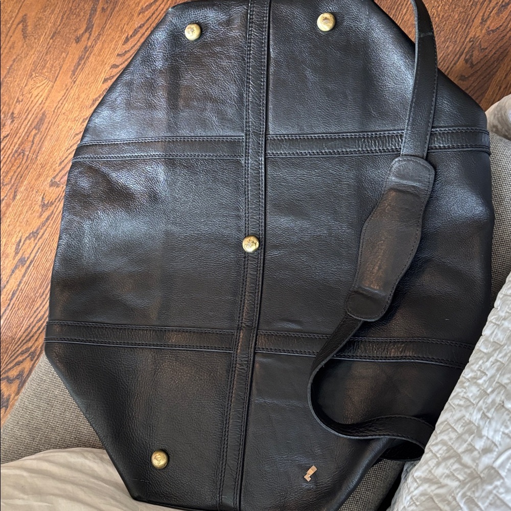 Mulberry Black Leather Travel Duffle Bag Large with Carry Strap Serial# 026904 - Picture 12 of 16